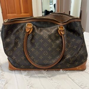 Louis Vuitton Monogram Lockit Tote. Authentic!